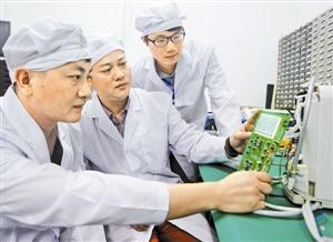 五一假期，他們選擇堅守崗位——致敬技術開發的青春力量