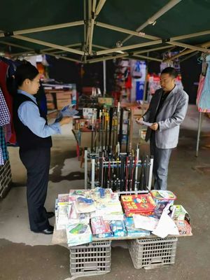 忠縣公安局聯(lián)合多部門開(kāi)展?jié)O具店專項(xiàng)檢查行動(dòng)，規(guī)范漁具銷售市場(chǎng)秩序
